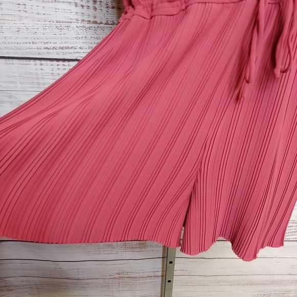 CLUB Monaco Viga Romper Size 4 - Picture 5 of 16